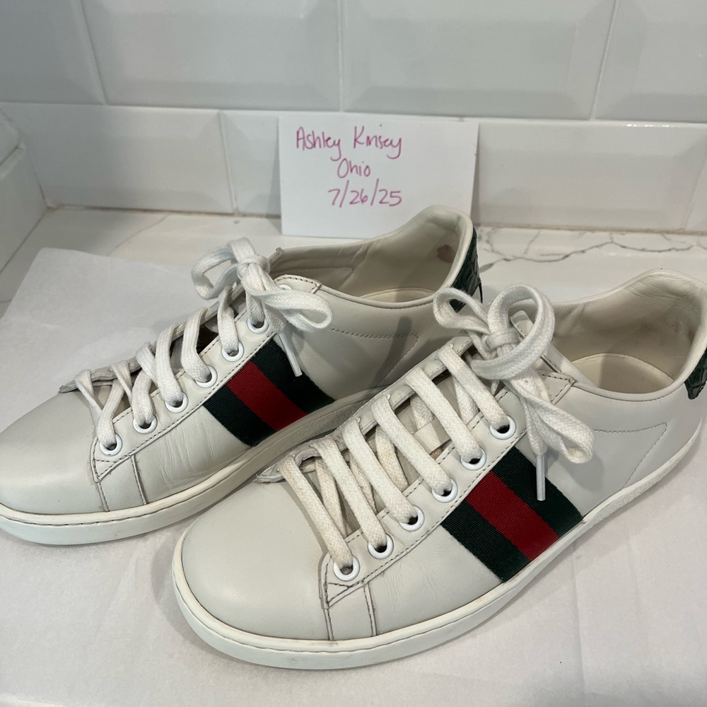 Gucci White Sneakers with Red and Green Stripes, sz 6